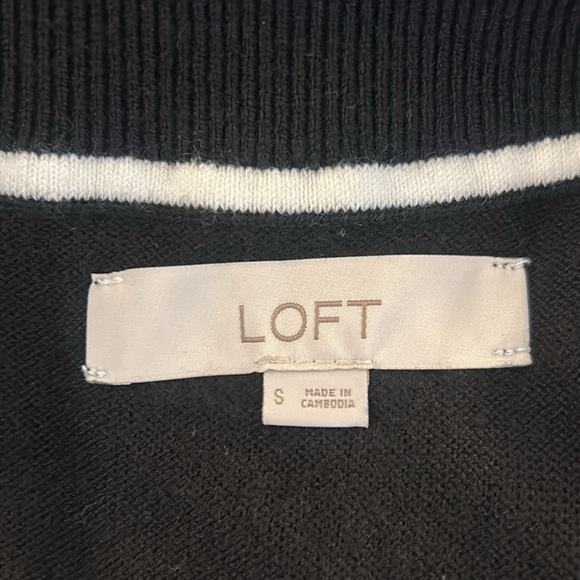 LOFT Ann Taylor Black & White V-Neck Academia Classic Long Sleeve Sweater Size S - Picture 4 of 5